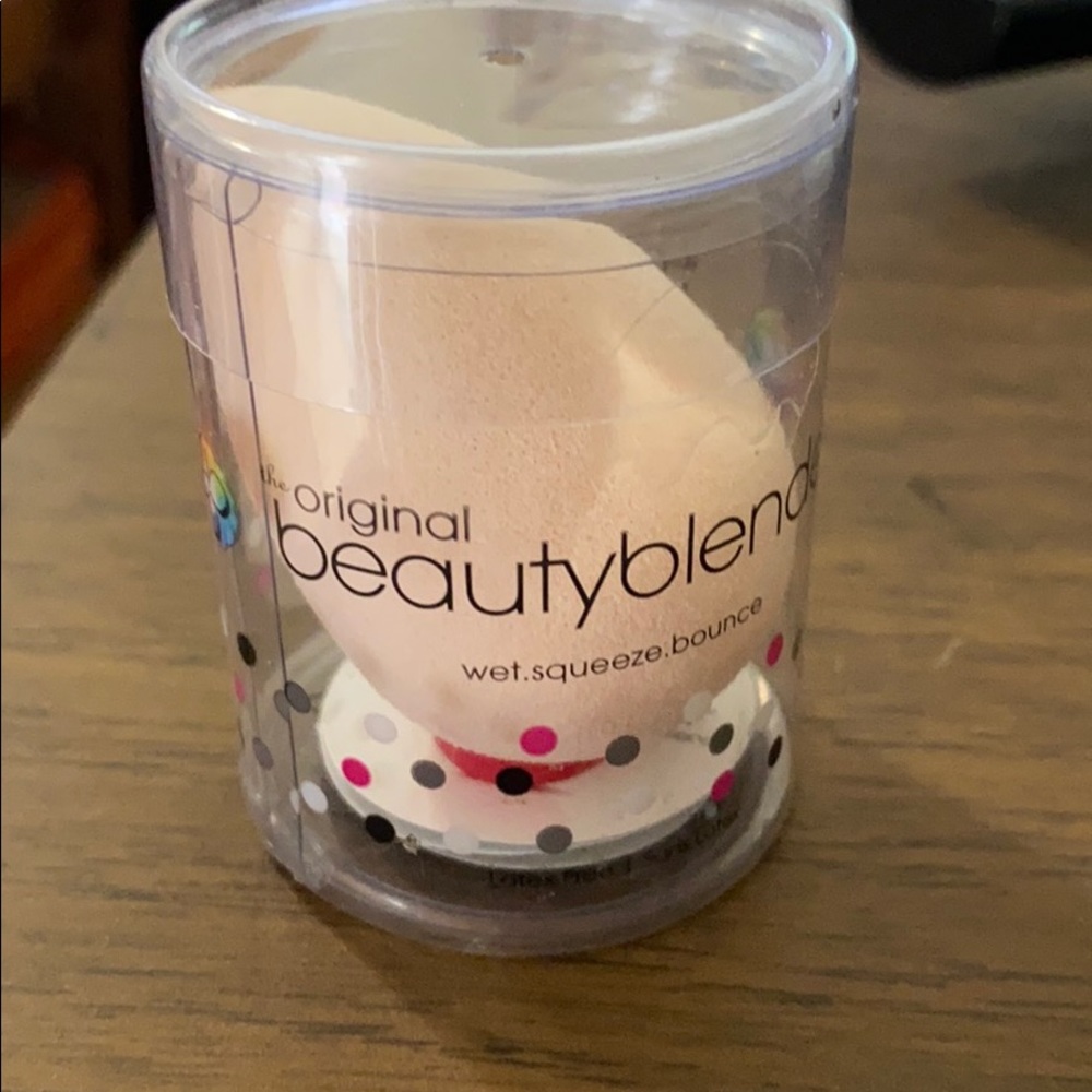 Beauty Blender brand new
